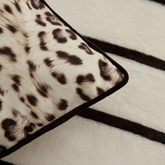 Karaca Home Feline Winter Set