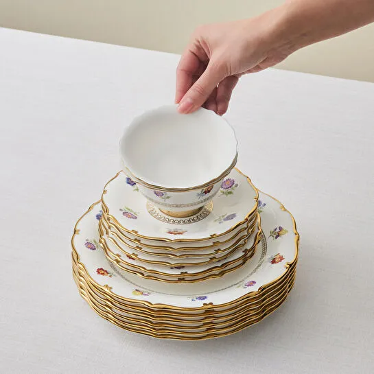 Karaca Royal Bone Diana 32 Parça 6 Kişilik Kahvaltı Takımı Gold