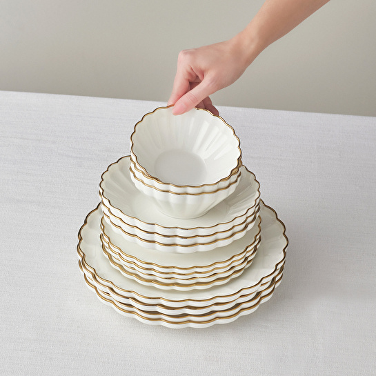 Karaca Stream Bone Oyster 53 Parça 12 Kişilik Yemek Takımı