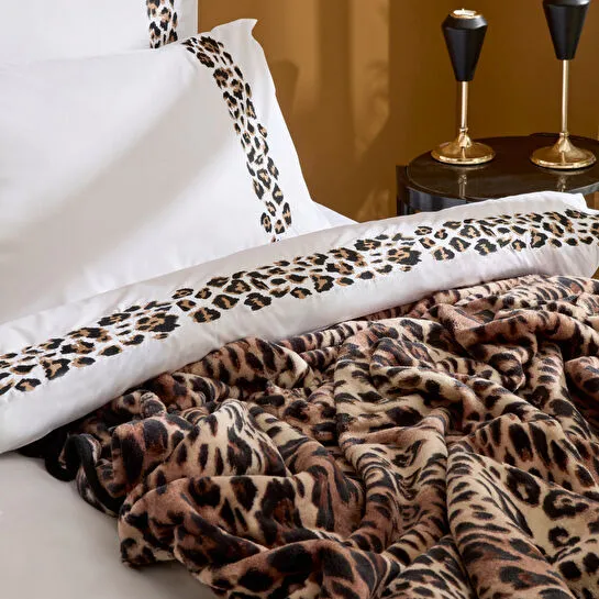 Karaca Home Furia %100 Pamuk Nakışlı Çift Kişilik Nevresim Takımı Beyaz