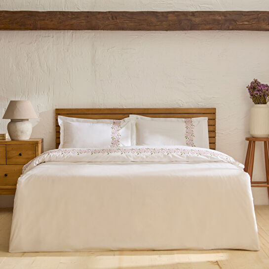 Karaca Home Rosven Nakışlı Çift Kişilik Nevresım Takımı Beyaz