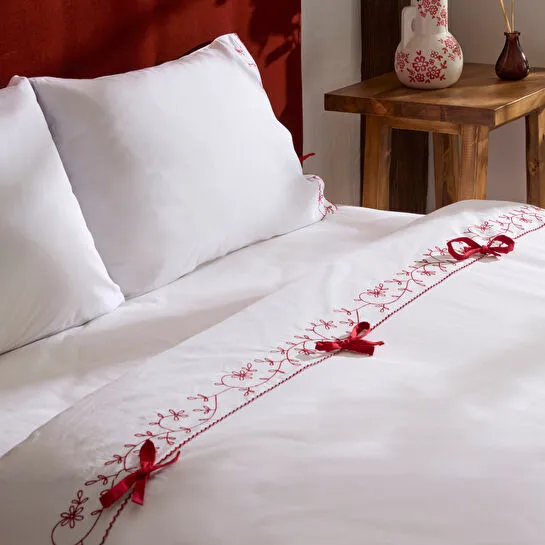 Karaca Home Calia %100 Pamuk Nakışlı Çift Kişilik Nevresim Takımı Beyaz