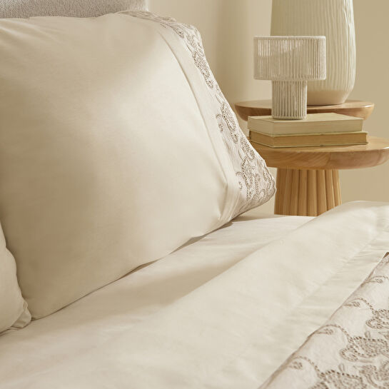 Karaca Home Avenza Brodeli Çift Kişilik Nevresım Takımı Bej