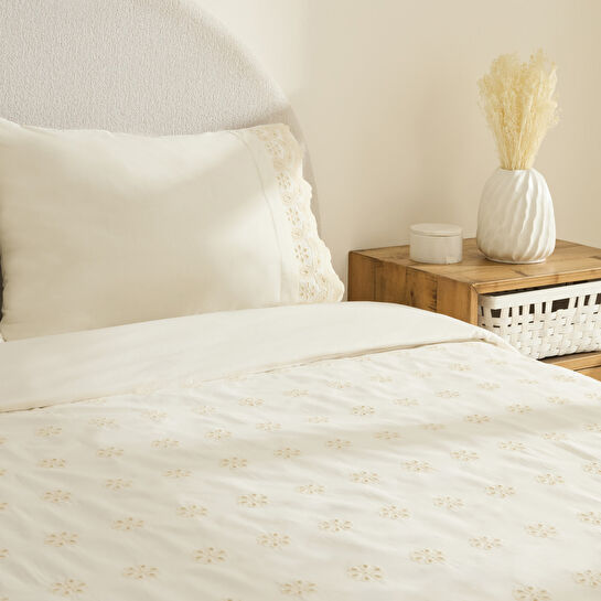 Karaca Home Lacera Brodeli Çift Kişilik Nevresim Takımı Ekru