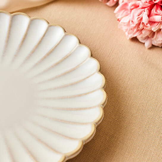 Karaca Daisy Tatlı Tabağı 15,5 cm