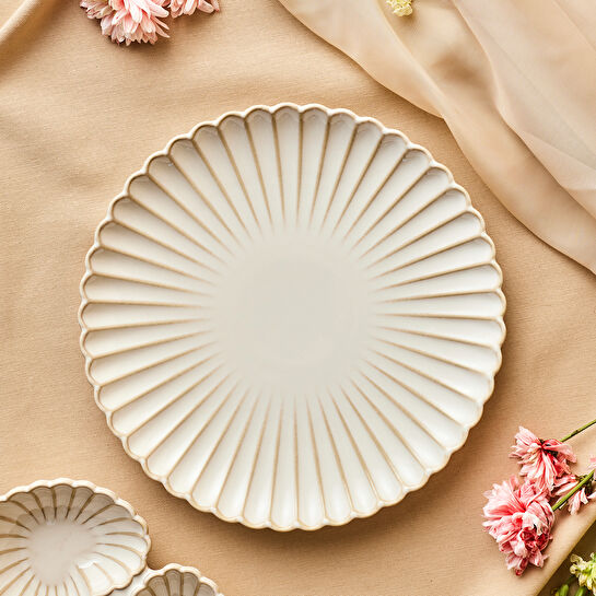 Karaca Daisy Servis Tabağı 27,5 cm