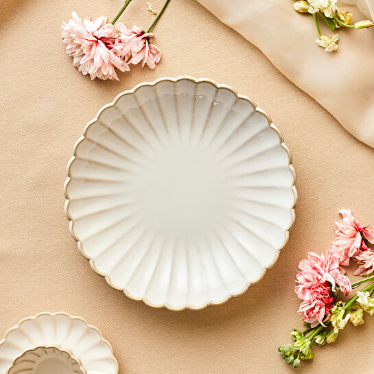 Karaca Daisy Çukur Tabak 19 cm