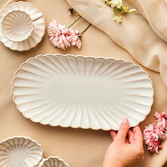 Karaca Daisy Kayık Tabak 31 cm