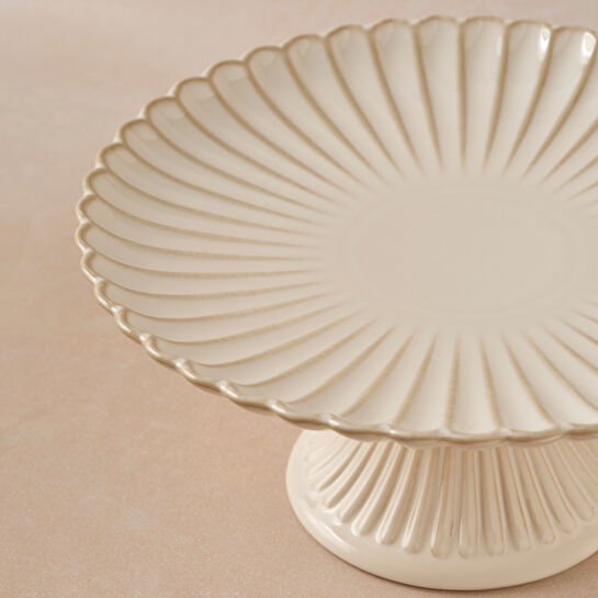 Karaca Daisy Ayaklı Kek Standı 27,5 cm