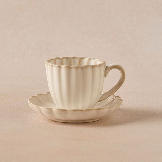 Karaca Daisy Kahve Fincanı ve Tabağı 90 ml