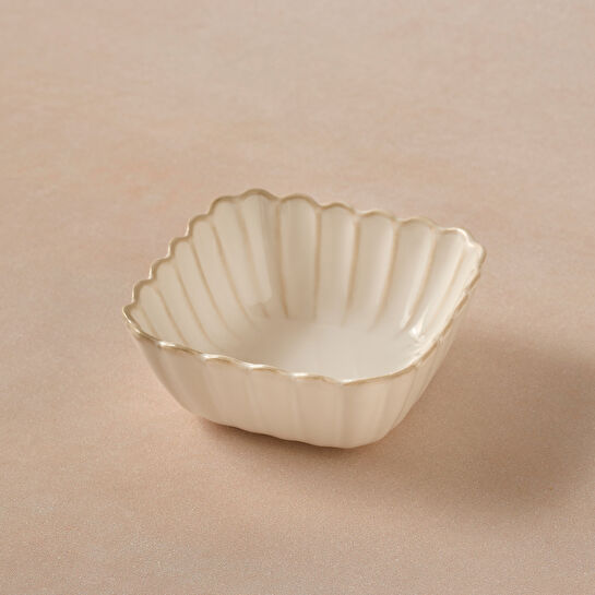 Karaca Daisy Kare Kase 13 cm