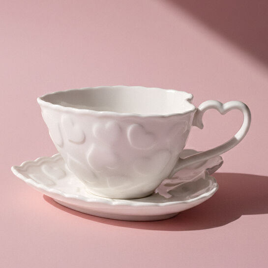 Karaca Pink Love Çay Fincanı ve Tabağı Beyaz