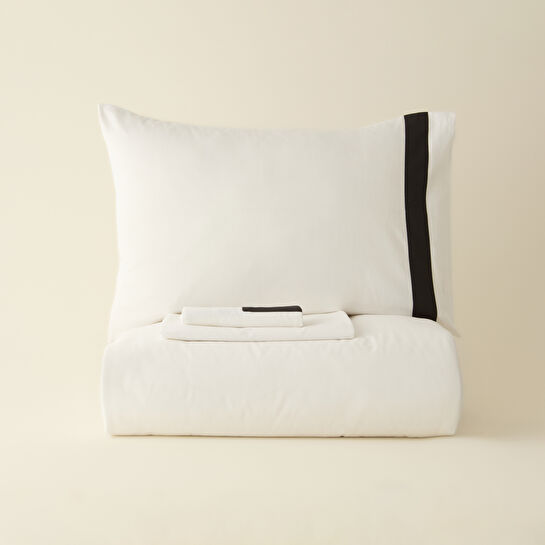 Karaca Home X 2Wins Fame %100 Pamuk Saten Çift Kişilik Nevresim Takımı Beyaz