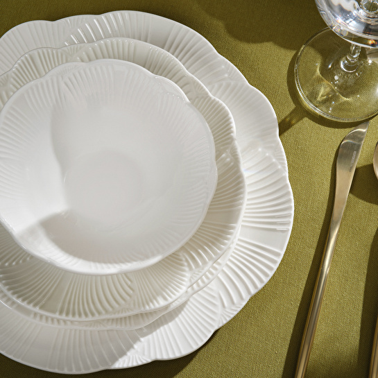 Karaca Stream Bone Floral White 53 Parça 12 Kişilik Yemek Takımı