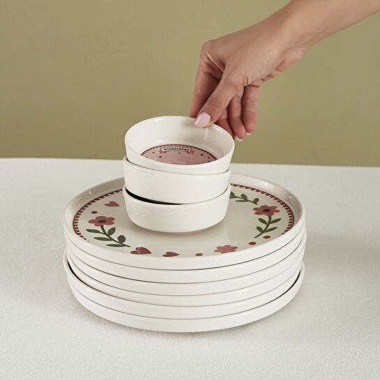 İstanbul Porselen Bellis 32 Parça 6 Kişilik Kahvaltı Takımı