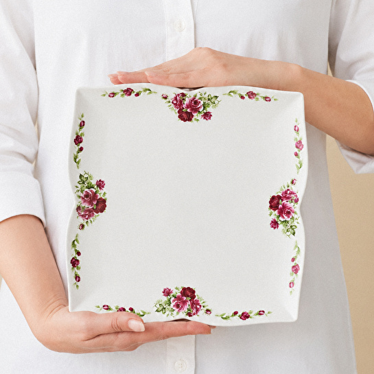 Karaca Square Bone Red Rose Kare 34 Parça 6 Kişilik Kahvaltı Seti
