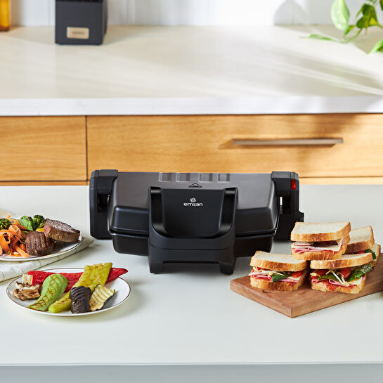 Emsan Future Essential Tost Makinesi Matte Black 1800 W