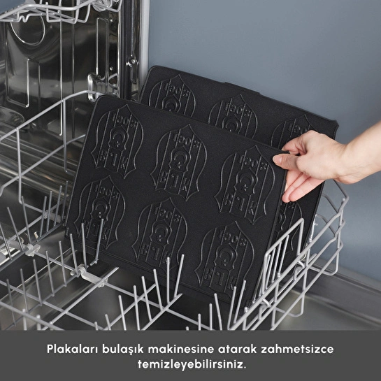 Karaca x Beşiktaş Lisanslı Taraftar Logo Plakalı Tost Makinesi