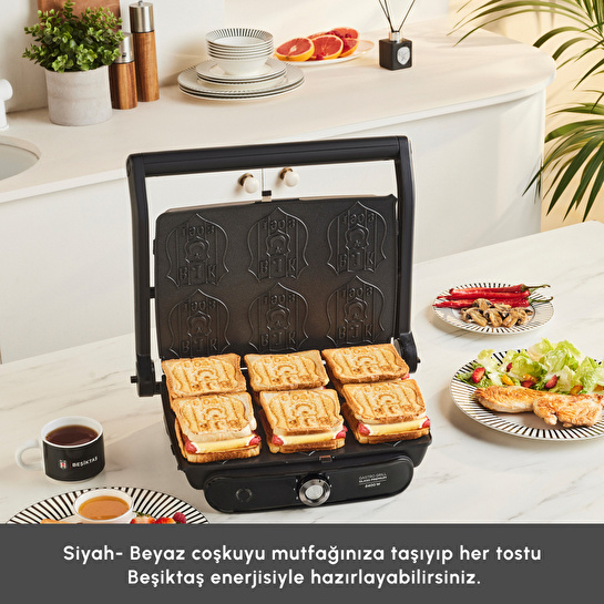 Karaca x Beşiktaş Lisanslı Taraftar Logo Plakalı Tost Makinesi