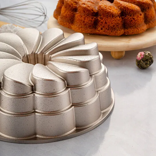 Emsan Golden Rose Döküm Kek Kalıbı 25 cm