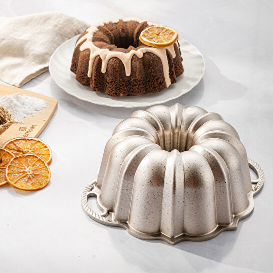 Emsan Golden Year Döküm Kek Kalıbı 25 cm