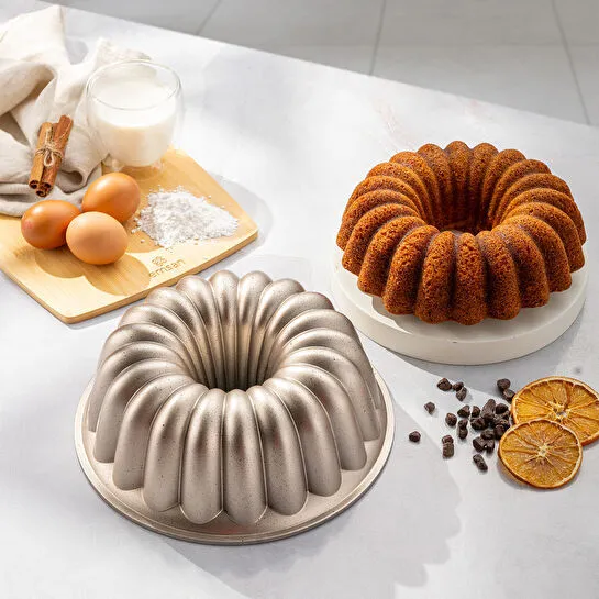 Emsan Golden Alya Döküm Kek Kalıbı 25 cm
