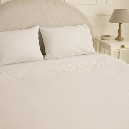 Karaca Home Elvion Dantelli Çift Kişilik Nevresim Takımı Beyaz