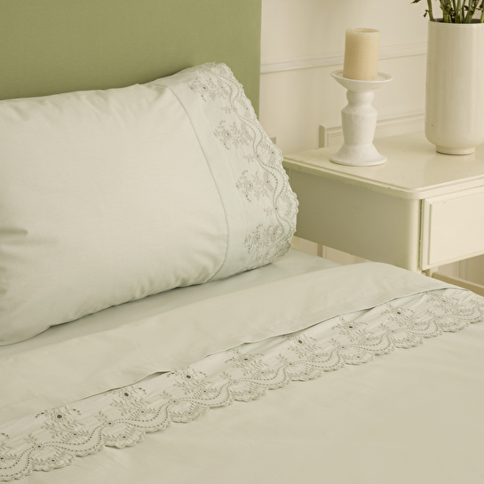 Karaca Home Avellina Brodeli Çift Kişilik Nevresim Takımı Adaçayı