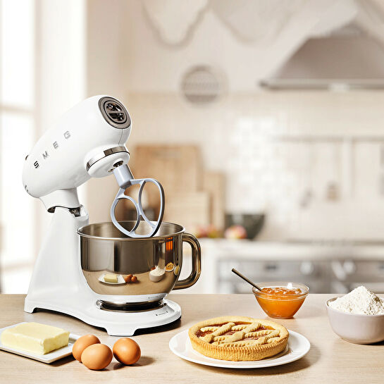 Smeg Hamur Karıştırma Makinesi Beyaz SMF03WHEU