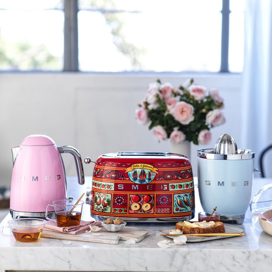 Smeg ısı Ayarlı Kettle Pink Klf04pkeu