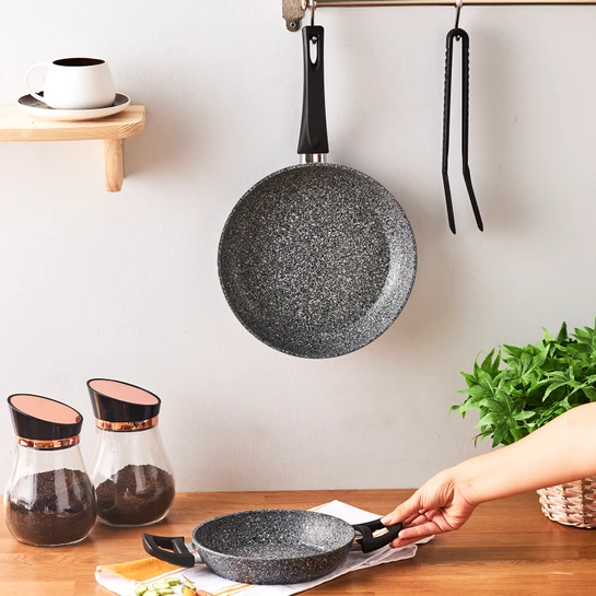 Emsan Lucca 3 Parça Tava Sahan ve Maşa Seti 20-26 cm