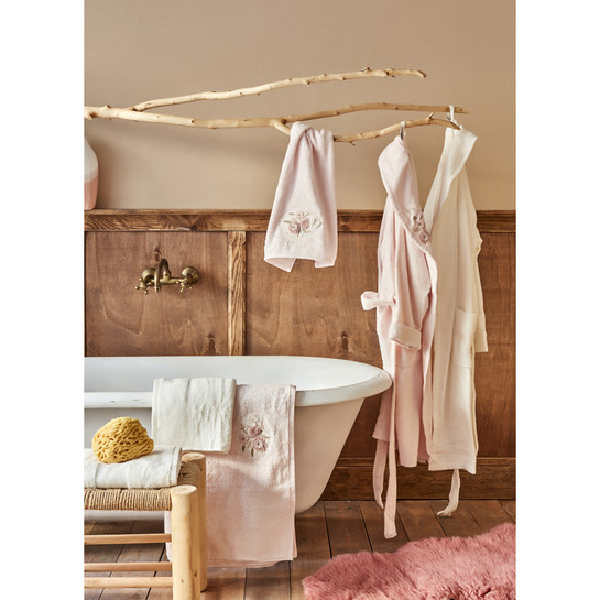 Karaca Home Goldie 3D Nakışlı Offwhite-Pudra Aile Seti