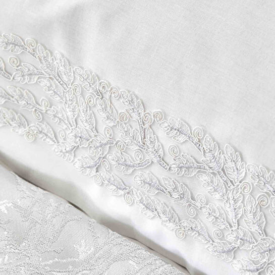 Karaca Home Plume Silver Fransız Dantelli Çift Kişilik Nevresim Yatak Örtüsü Seti