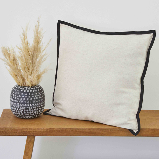 Karaca Home Sante Ekru İç Dolgulu Kırlent 45x45cm