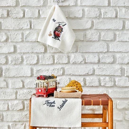  Karaca Home Beyoğlu Bej %100 Pamuk Nakışlı 3 Parça Havlu Seti 30x50 cm