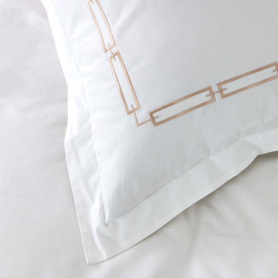 Karaca Home White Col Oriane Bej Nakışlı Percale Çift Kişilik Nevresim Takımı 