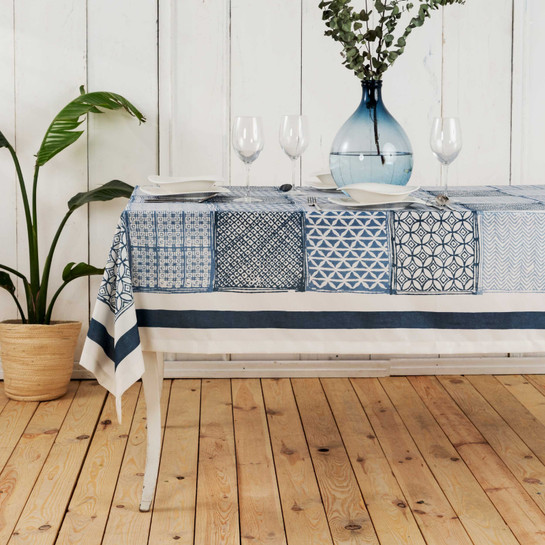 Karaca Home Castore Mavi Baskılı Masa Örtüsü 150x240 cm