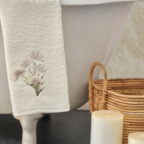 Karaca Home Flower 3D Nakışlı 6 Parça Bornoz/Beden/Baş Havlusu Aile Banyo Seti Sarı Offwhite Bej