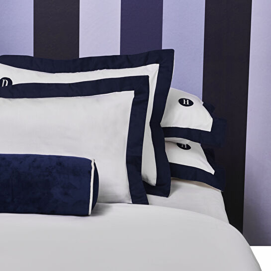 Karaca Home X 2Wins Initial E Harfi Yastık Kılıfı Nakışı