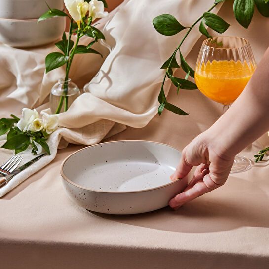 Karaca Chicago Dot Reaktif Çukur Tabak 20 Cm