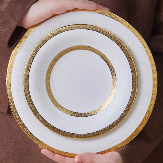 Karaca Royal Bone Victoria 55 Parça 12 Kişilik Yemek Takımı Gold 
