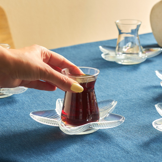Karaca Yıldız 6 Kişilik 12 Parça Çay Seti