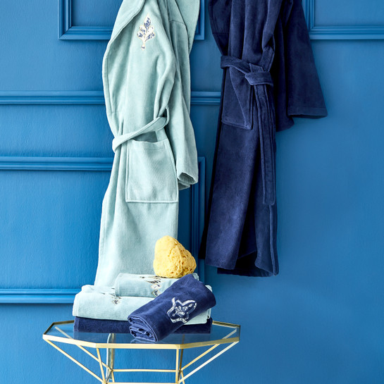 Karaca Home Morocco Blue Gold Nakışlı Kadife Aile Seti