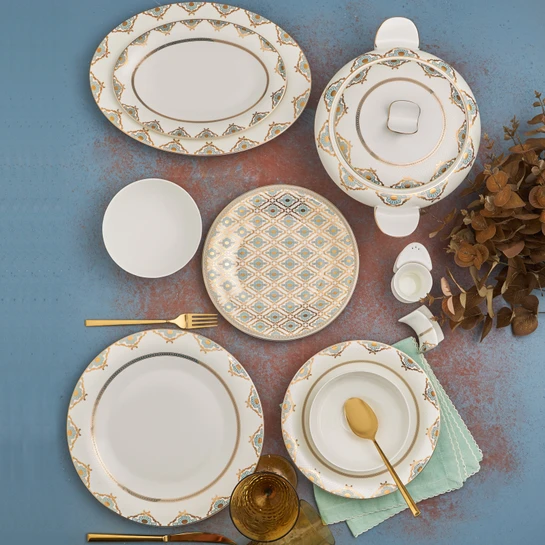 Karaca Fine Pearl Extra Dorothy 62 Parça 12 Kişilik Yemek Takımı