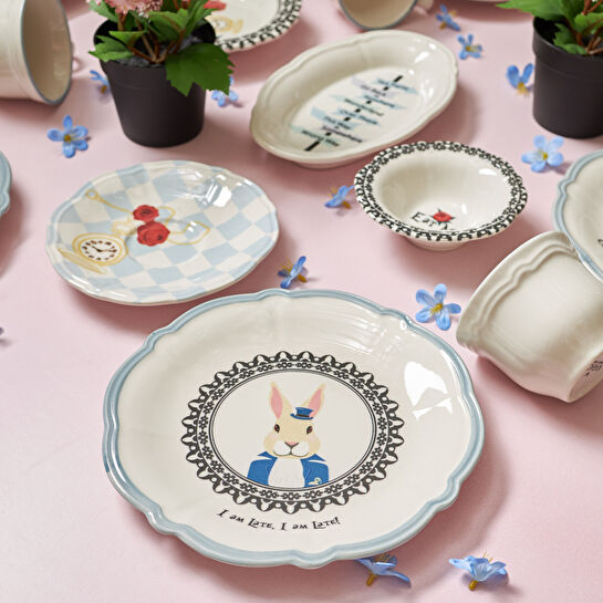 Karaca Alice In Wonderland 26 Parça 6 Kişilik Kahvaltı/Servis Takımı
