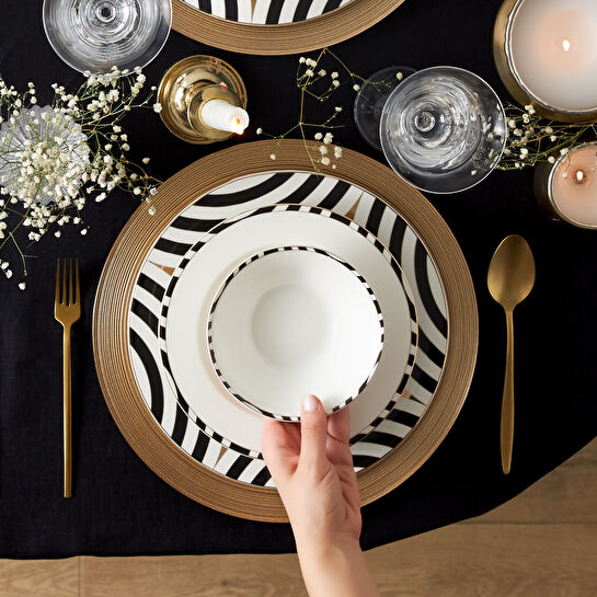 Karaca Roll 24 Parça 6 Kişilik Porselen Yemek Takımı