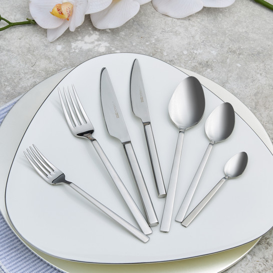 Karaca Heron 84 Parça 12 Kişilik Elegance Kutulu Çatal Kaşık Bıçak Takımı