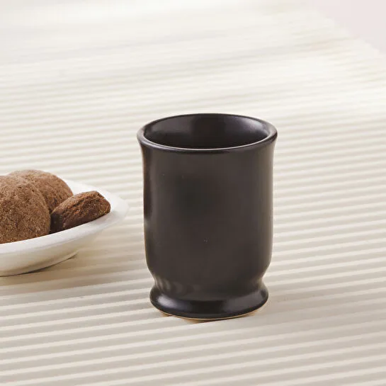 Karaca Merlin Tek Kişilik Seramik Büyük Boy Kahve Fincanı 115 ml Siyah