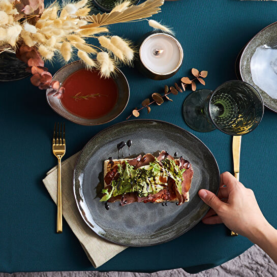 Karaca Bonn Reaktif Stoneware 24 Parça 6 Kişilik Yemek Takımı