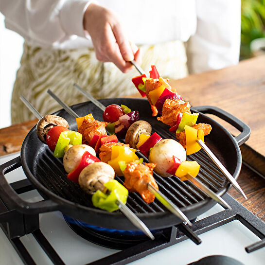 KARACA REFİKA'DAN 4'LÜ PASLANMAZ ÇELİK ÜÇGEN ŞİŞ